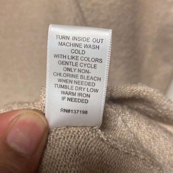 Embossed by Reunited long open front cardigan hoodie size small - Picture 7 of 7